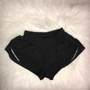 Lululemon Hotty Hot II 2.5”